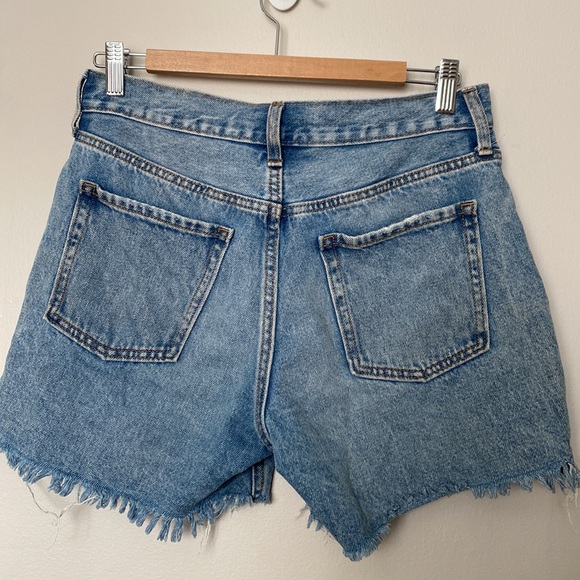 Old navy jean shorts - Picture 2 of 2